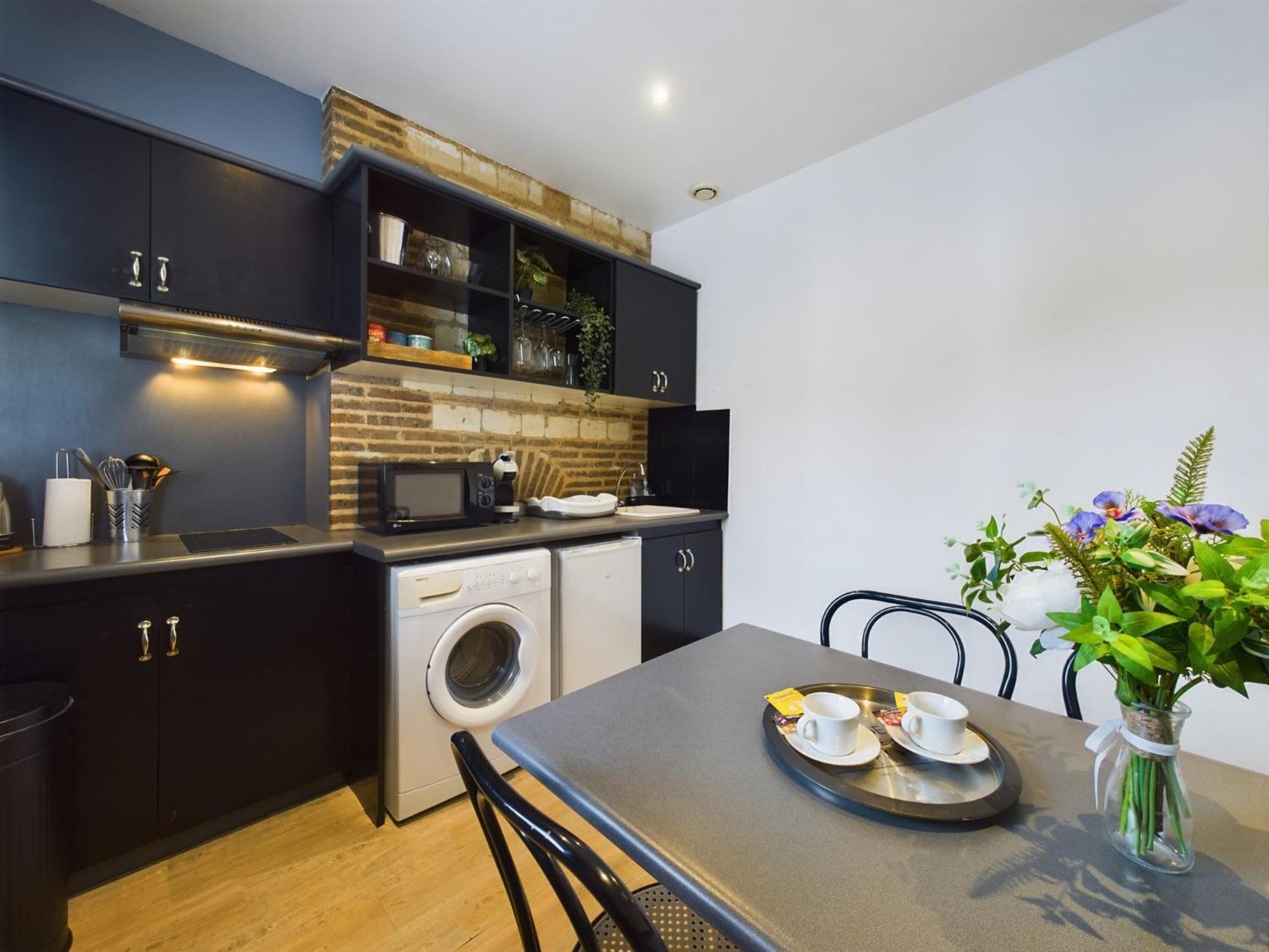 Studio Deschainets Troyes Gare Et Centre Historique ภายนอก รูปภาพ