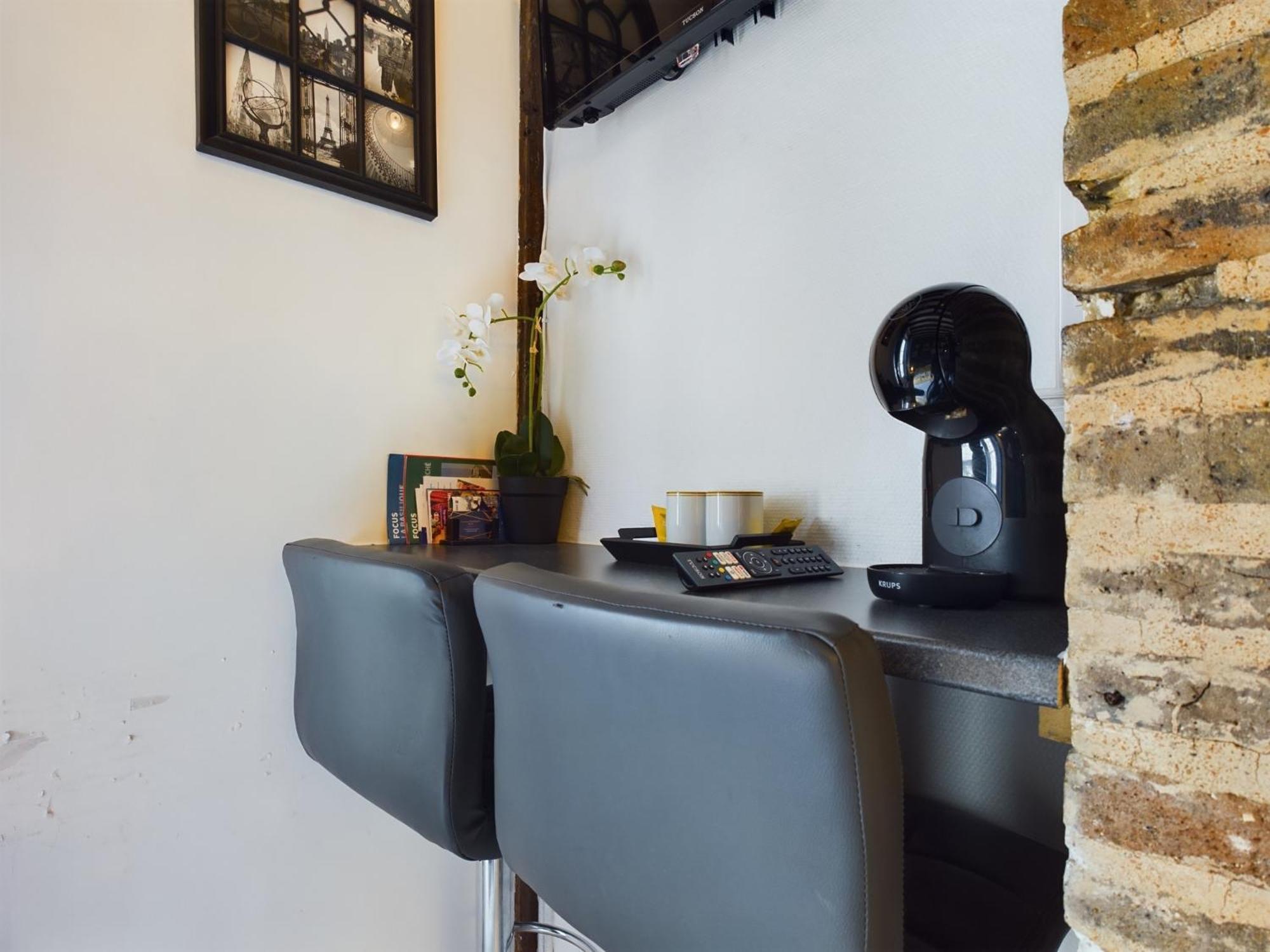 Studio Deschainets Troyes Gare Et Centre Historique ภายนอก รูปภาพ