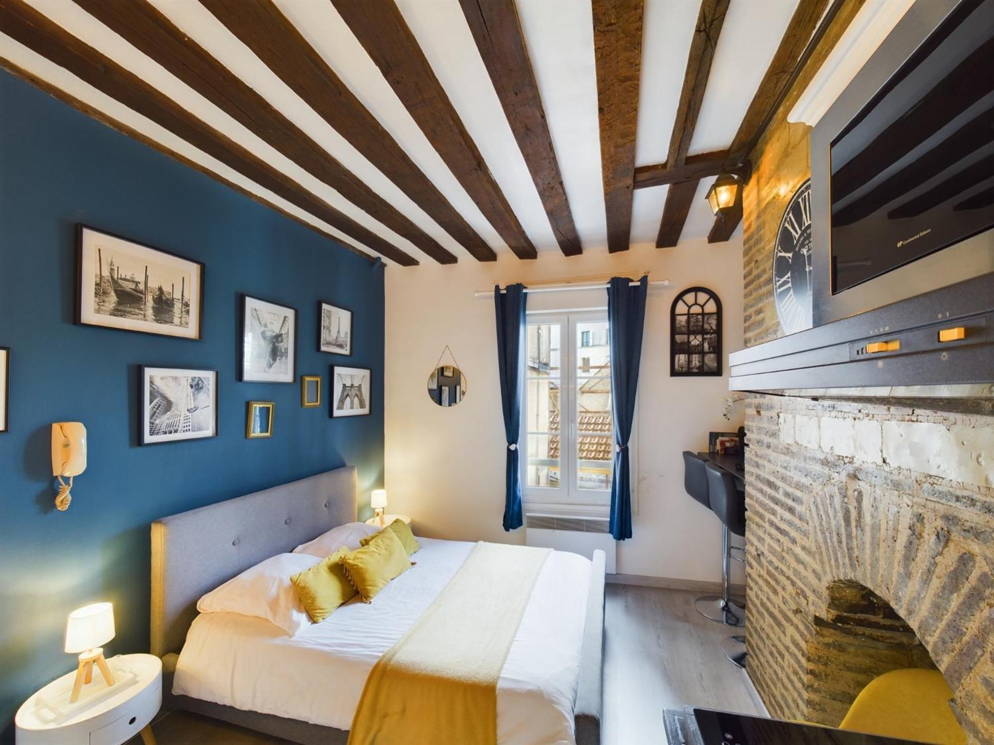 Studio Deschainets Troyes Gare Et Centre Historique ภายนอก รูปภาพ