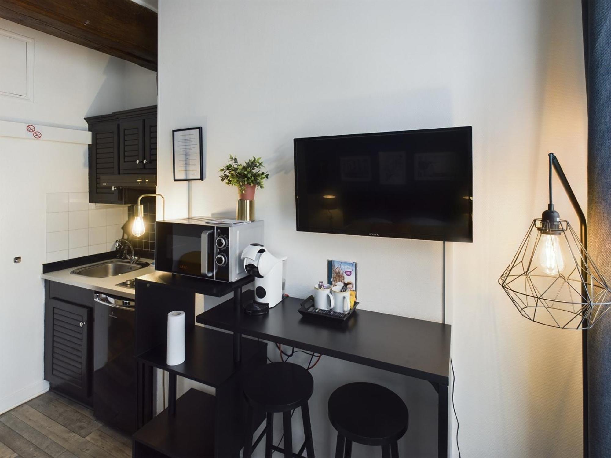 Studio Deschainets Troyes Gare Et Centre Historique ภายนอก รูปภาพ