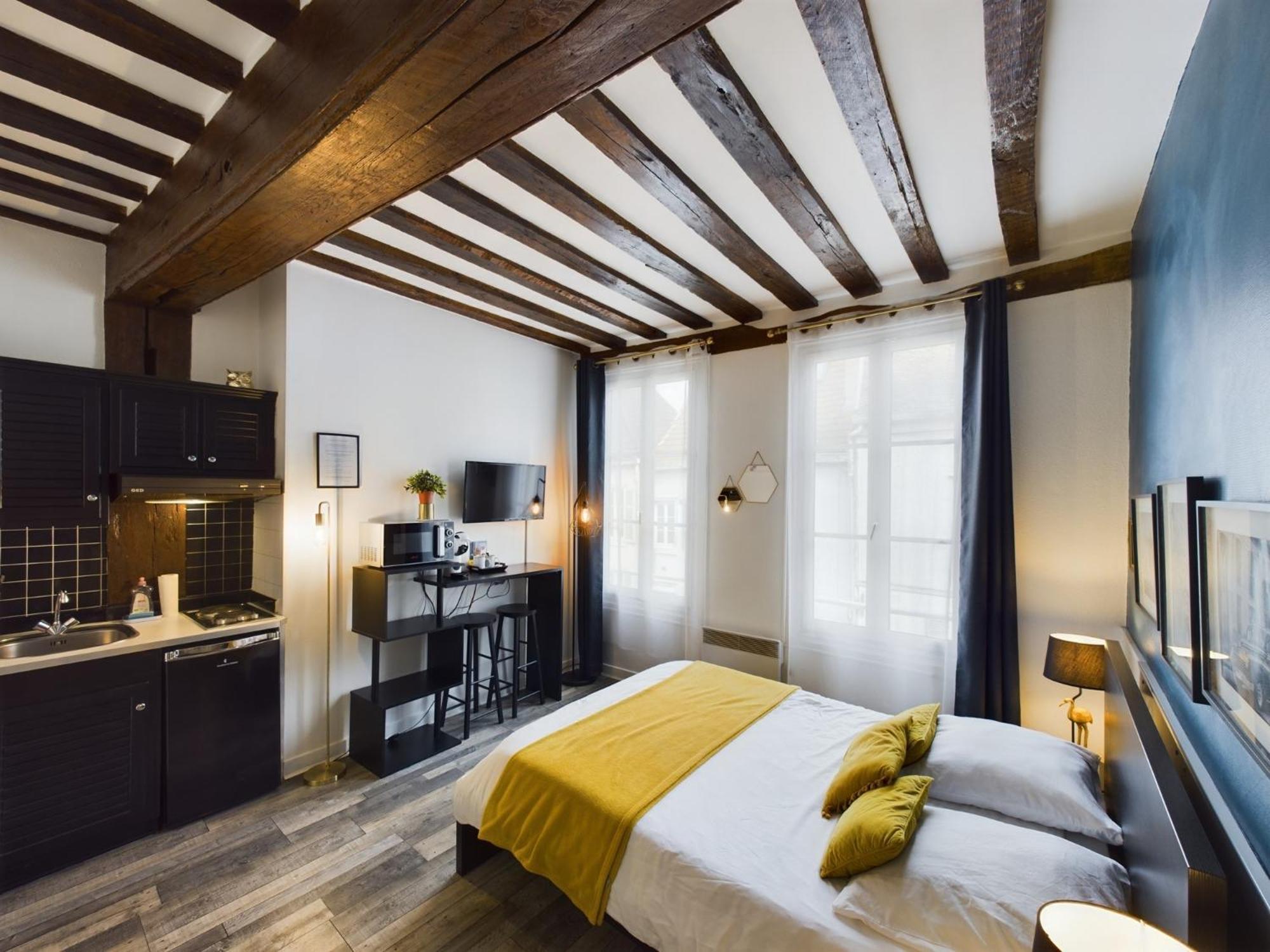 Studio Deschainets Troyes Gare Et Centre Historique ภายนอก รูปภาพ